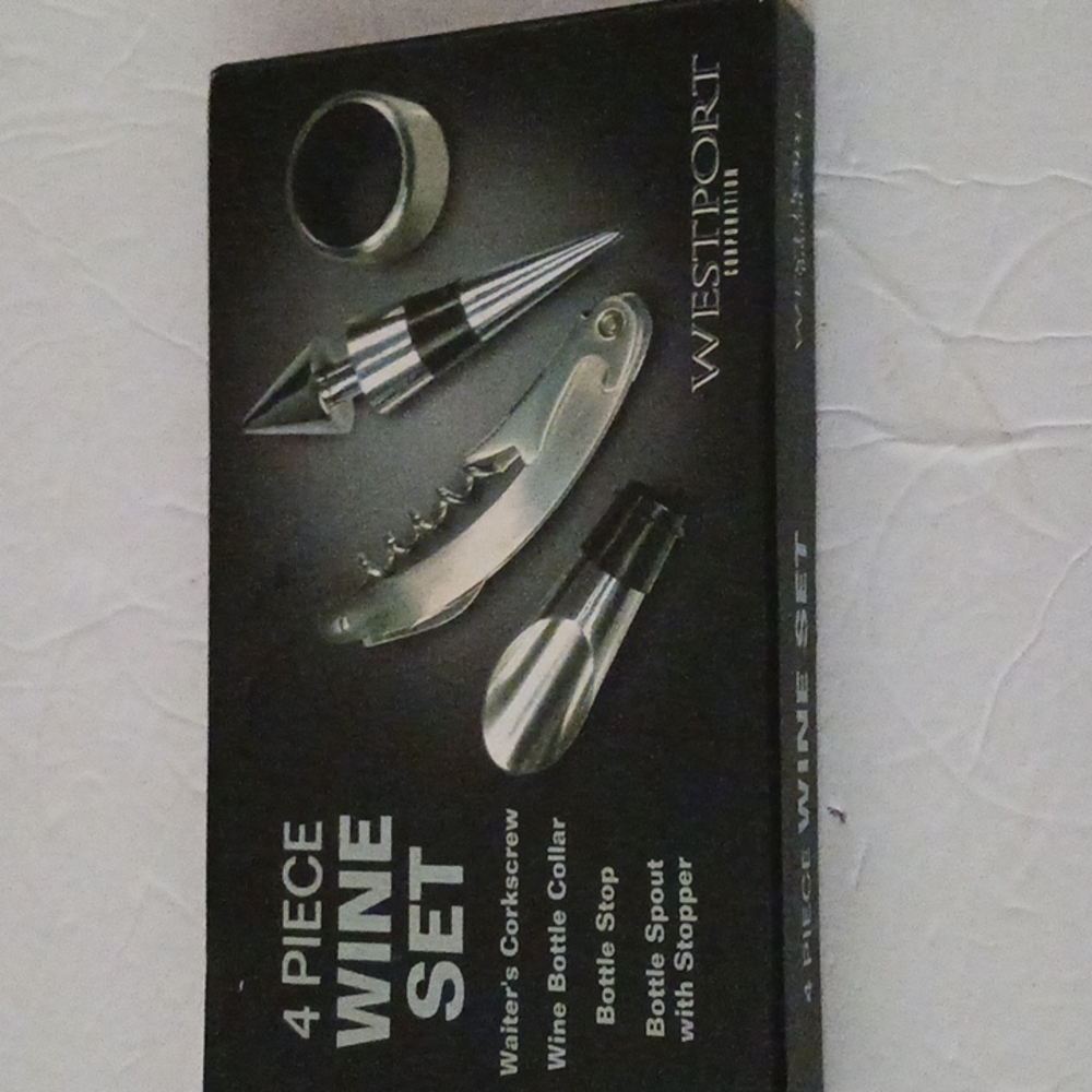 Westport 4 pcs  wine set